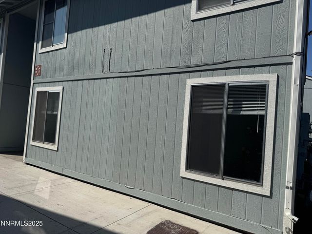 4600 Neil Road APT 33, Reno, NV 89502
