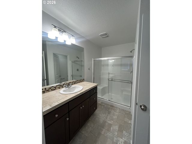 21662 Sw BERKSHIRE Ter, Sherwood, OR 97140
