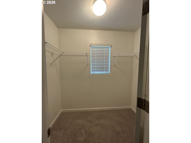 21662 Sw BERKSHIRE Ter, Sherwood, OR 97140
