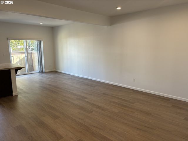 21662 Sw BERKSHIRE Ter, Sherwood, OR 97140