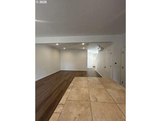 21662 Sw BERKSHIRE Ter, Sherwood, OR 97140