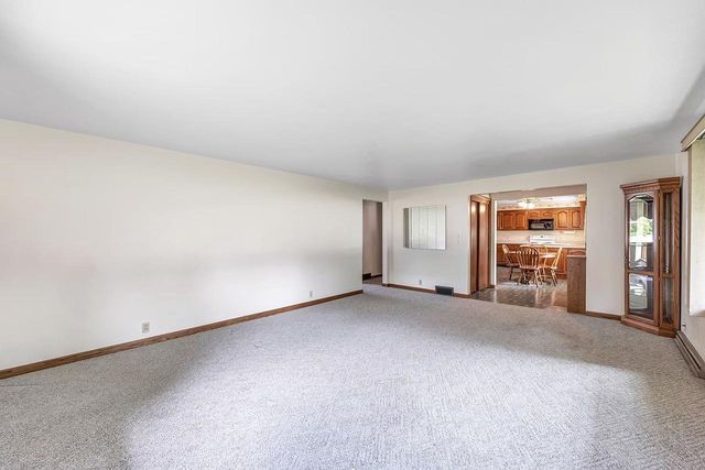 1107 MAIN STREET, Luxemburg, WI 54217