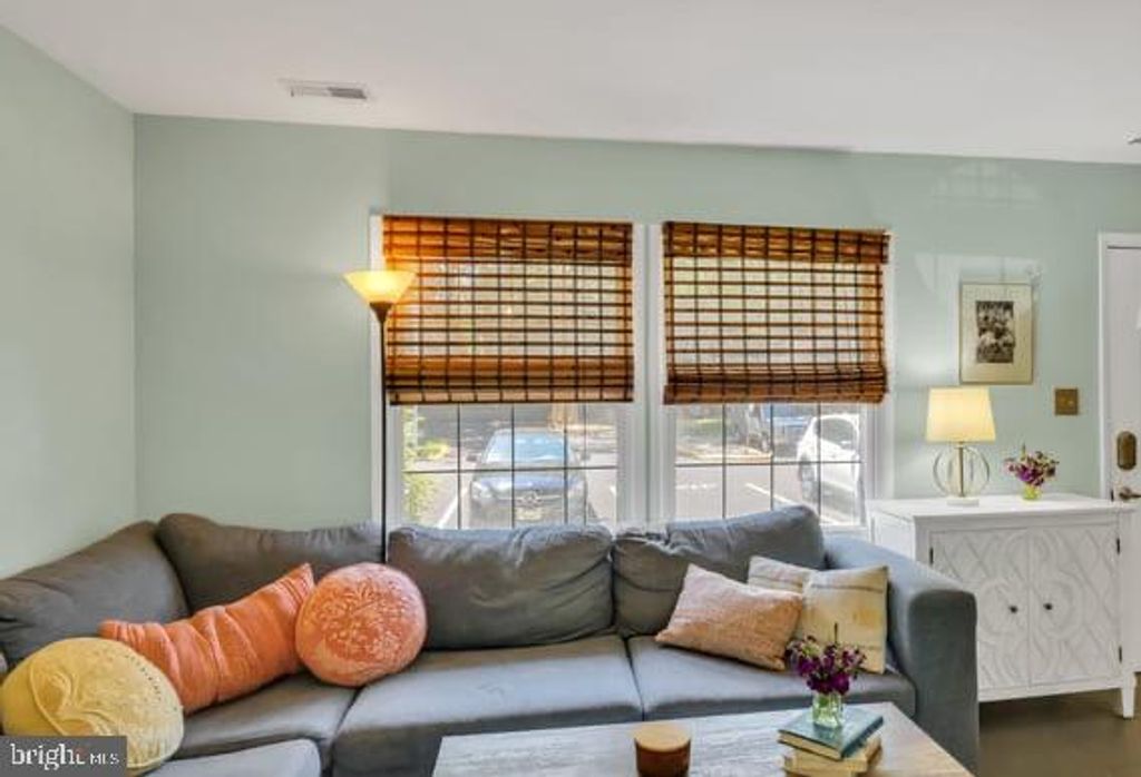 Image 11 of property listing at 1755 CARRY PL, Crofton, MD 21114