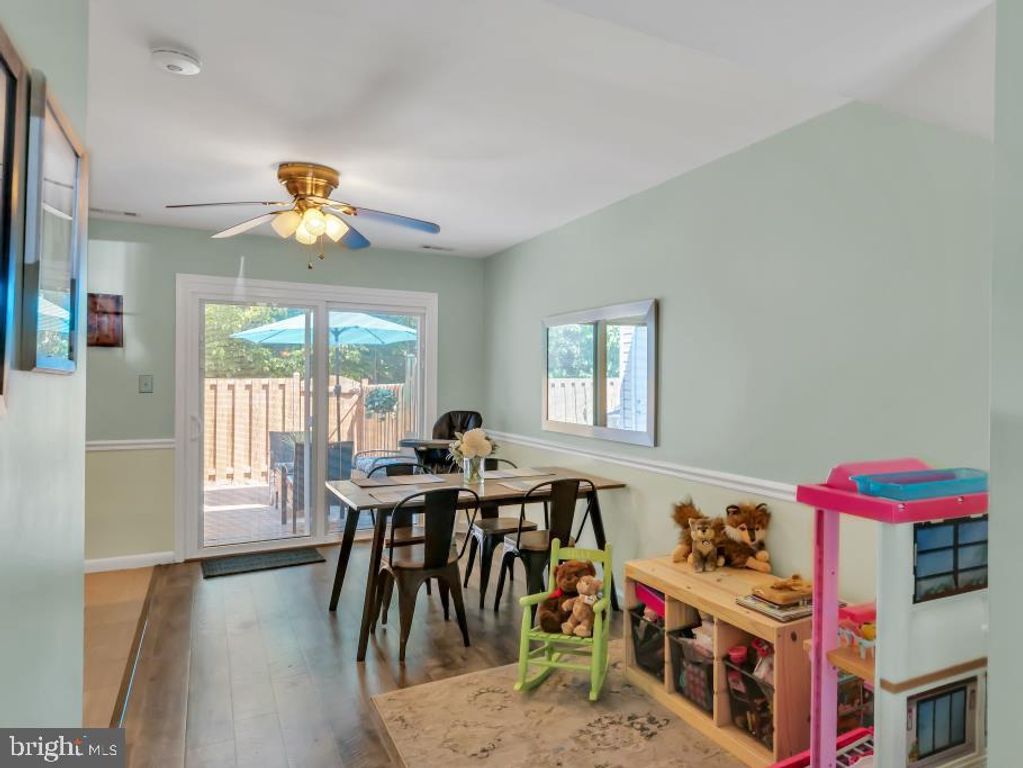 Image 15 of property listing at 1755 CARRY PL, Crofton, MD 21114