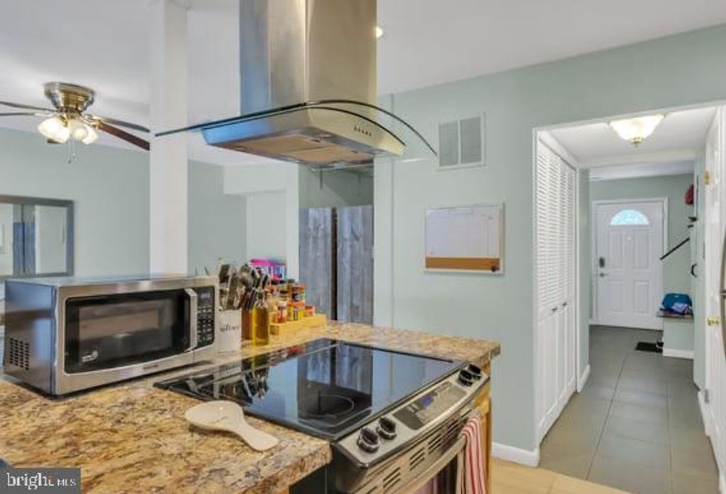 Image 19 of property listing at 1755 CARRY PL, Crofton, MD 21114