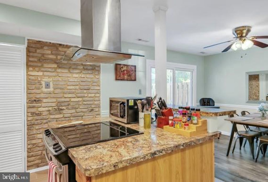 Image 20 of property listing at 1755 CARRY PL, Crofton, MD 21114