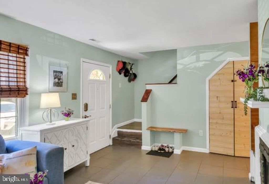 Image 7 of property listing at 1755 CARRY PL, Crofton, MD 21114