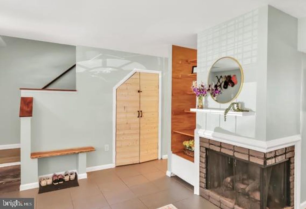 Image 9 of property listing at 1755 CARRY PL, Crofton, MD 21114