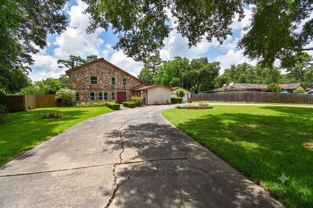 5504 Sycamore Drive, Dickinson, TX 77539