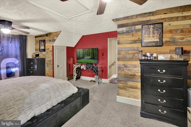 2615 ANTIETAM AVE, Reading, PA 19606