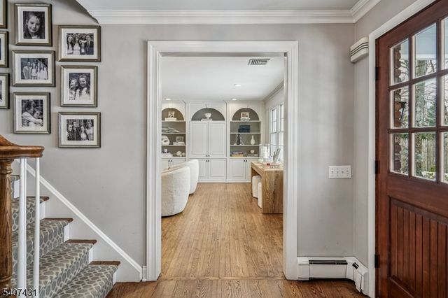 39 Tremont Ter, Livingston Twp., NJ 07039