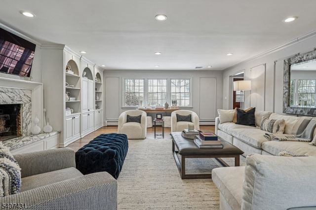 39 Tremont Ter, Livingston Twp., NJ 07039