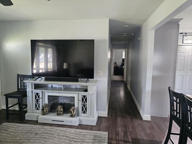 36761 Willow Road, New Boston City, MI 48164