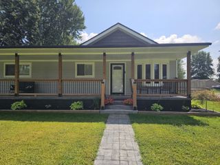 36761 Willow Road, New Boston City, MI 48164