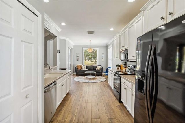 6838 44TH TERRACE E, Bradenton, FL 34203