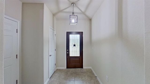 176 Mayney LN, Leander, TX 78641