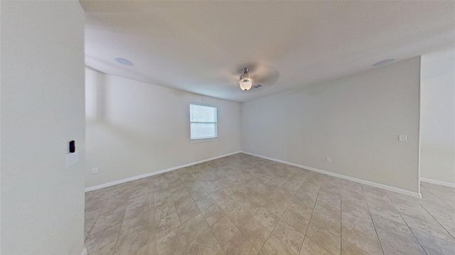 176 Mayney LN, Leander, TX 78641