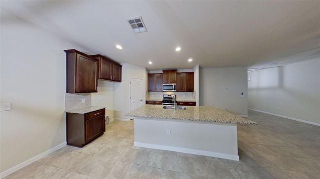176 Mayney LN, Leander, TX 78641