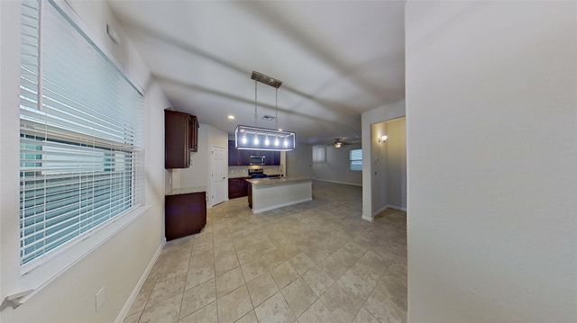 176 Mayney LN, Leander, TX 78641