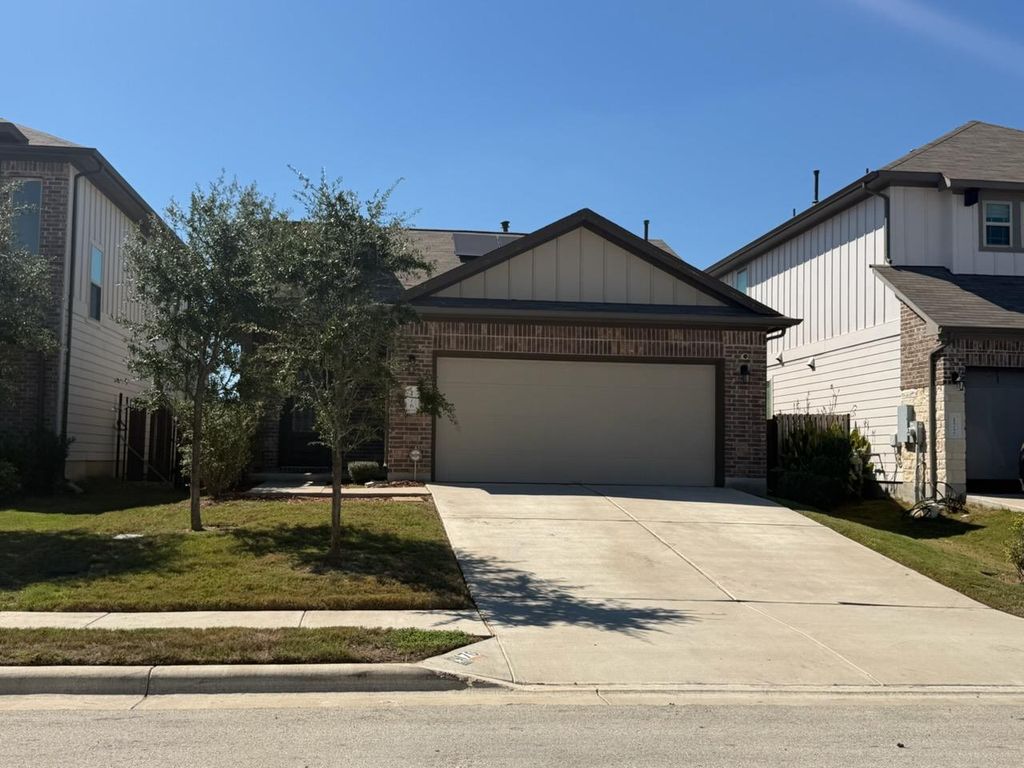 176 Mayney LN, Leander, TX 78641