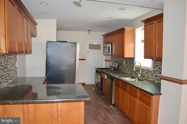 5353 DELANCEY ST, Philadelphia, PA 19143