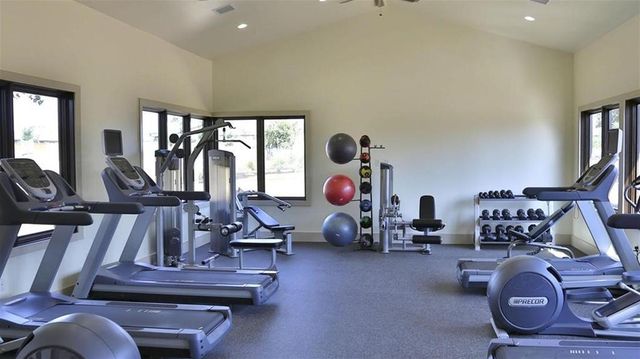 544 Saturnia DR, Georgetown, TX 78628