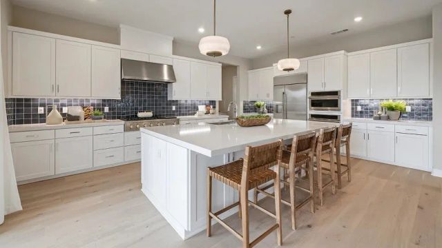 24373 Camino Oceano, Valencia, CA 91354