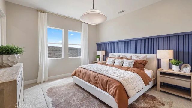24373 Camino Oceano, Valencia, CA 91354