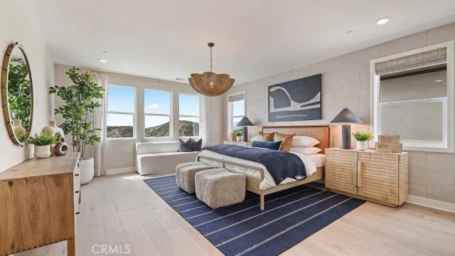 24373 Camino Oceano, Valencia, CA 91354