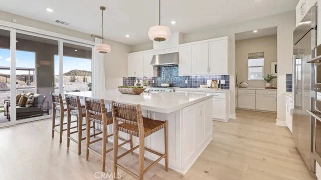 24373 Camino Oceano, Valencia, CA 91354