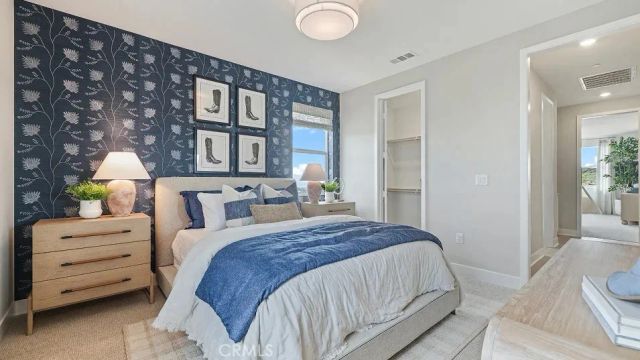 24373 Camino Oceano, Valencia, CA 91354