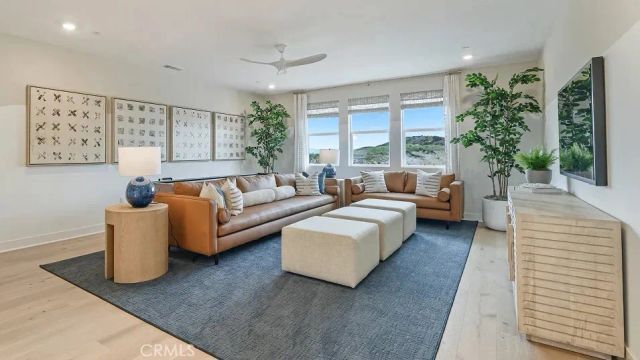 24373 Camino Oceano, Valencia, CA 91354