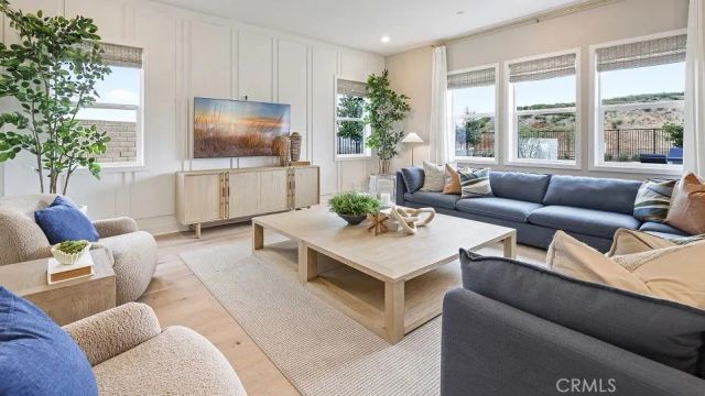 24373 Camino Oceano, Valencia, CA 91354