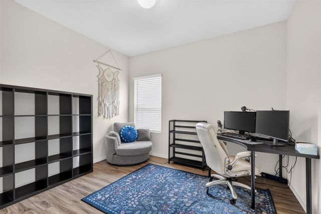 1301 Blackhaw LN, Leander, TX 78641