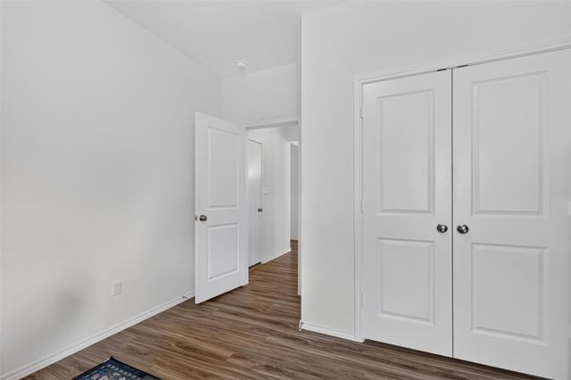 1301 Blackhaw LN, Leander, TX 78641