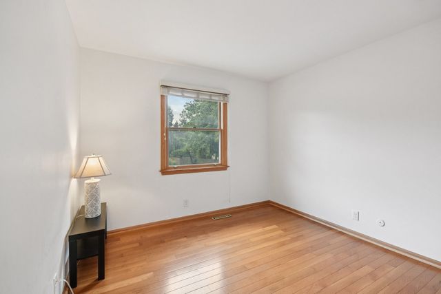 610 Chelsea Drive, Algonquin, IL 60102