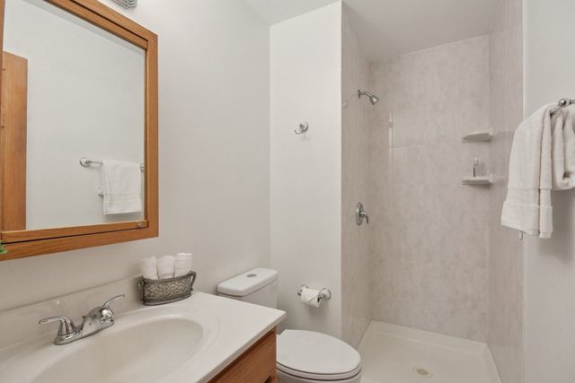 610 Chelsea Drive, Algonquin, IL 60102