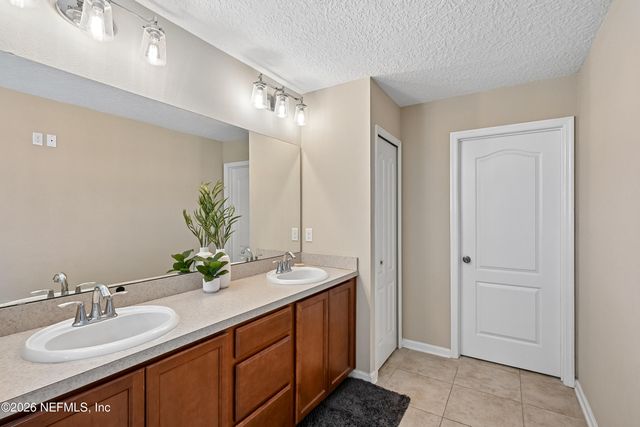 16242 MAGNOLIA GROVE Way, Jacksonville, FL 32218