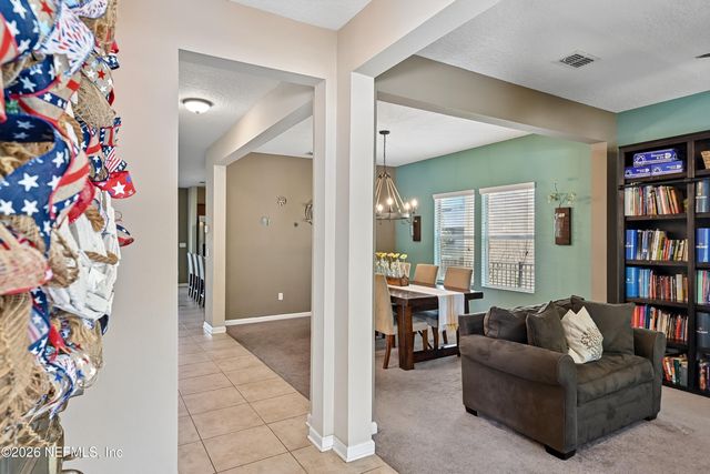 16242 MAGNOLIA GROVE Way, Jacksonville, FL 32218