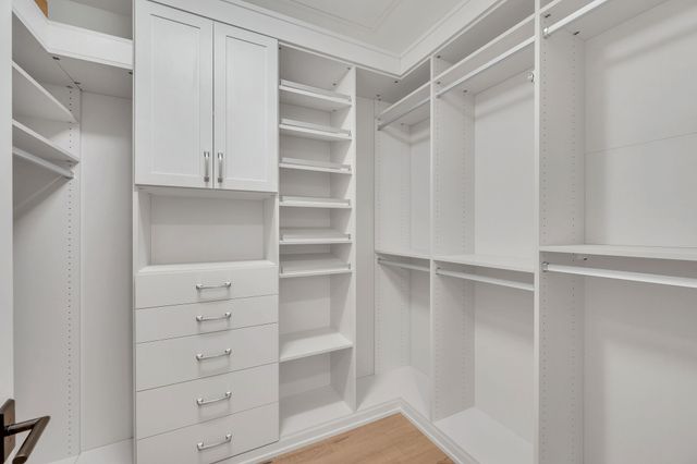 600 12th Ave S Apt 413, Nashville, TN 37203