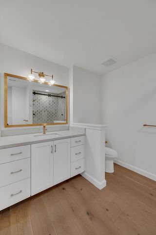 600 12th Ave S Apt 413, Nashville, TN 37203