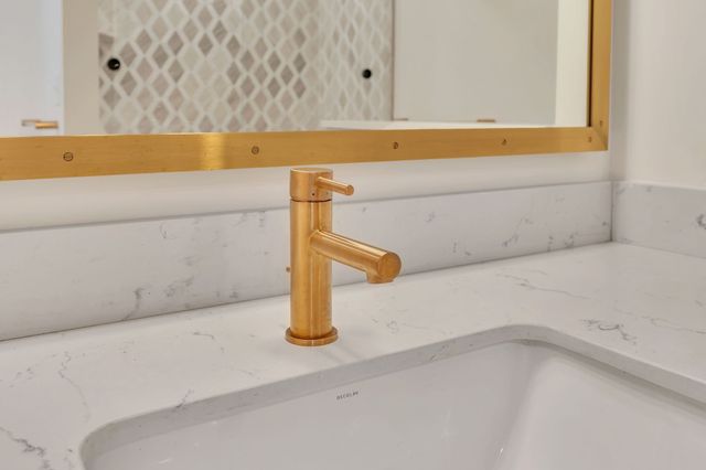 600 12th Ave S Apt 413, Nashville, TN 37203