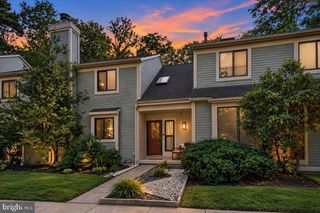 3 DORSET DR, Marlton, NJ 08053