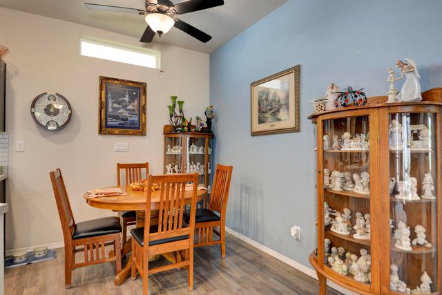 1348 Tierra Verde Loop NW, Los Lunas, NM 87031