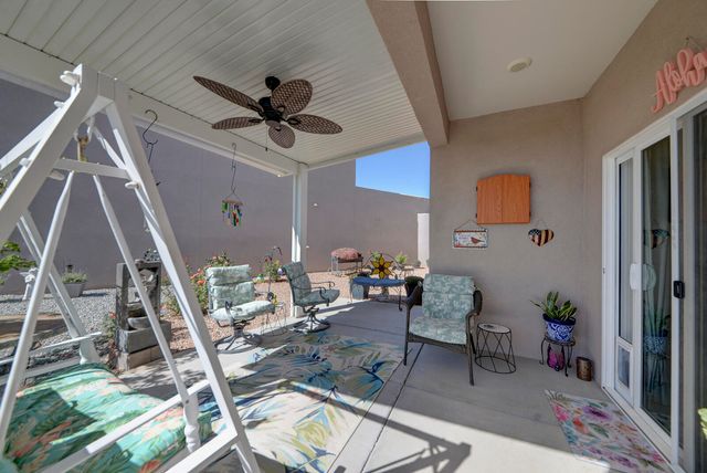 1348 Tierra Verde Loop NW, Los Lunas, NM 87031