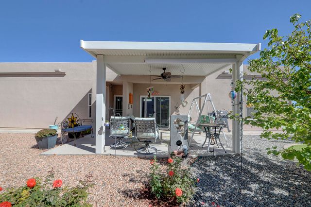 1348 Tierra Verde Loop NW, Los Lunas, NM 87031