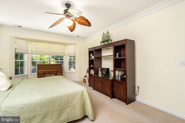31 BARBARY LN, Columbus, NJ 08022