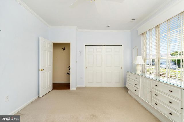 31 BARBARY LN, Columbus, NJ 08022