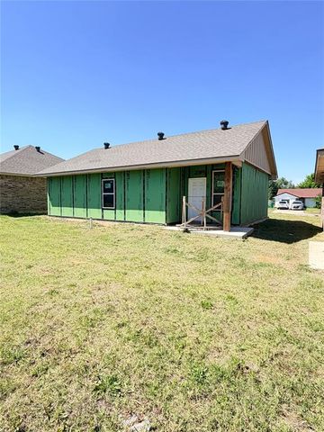 8506 NE 34th Place, Spencer, OK 73084