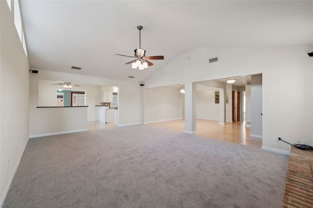 322 N Greenstone Lane, Duncanville, TX 75116